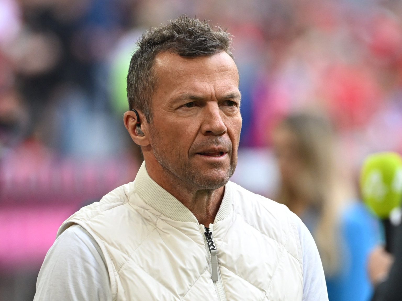 أسطورة ألمانيا لوثار ماتيوس يصف فينيسيوس بأنه “نيمار الجديد”