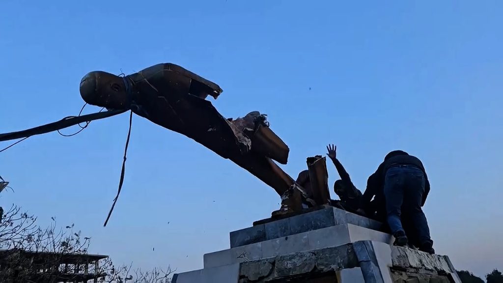 ليلة سقوط بشار الأسد.. الساعات الأخيرة من حكم طبيب العيون الذي أرّق الشام