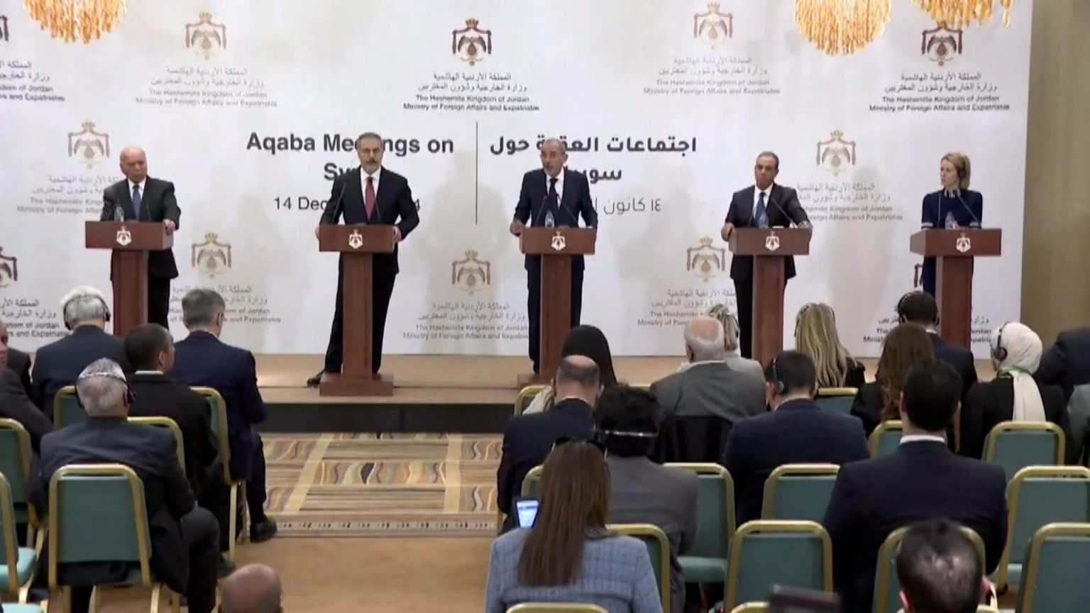 اجتماع العقبة يدعم الشعب السوري ماليا وسياسيا