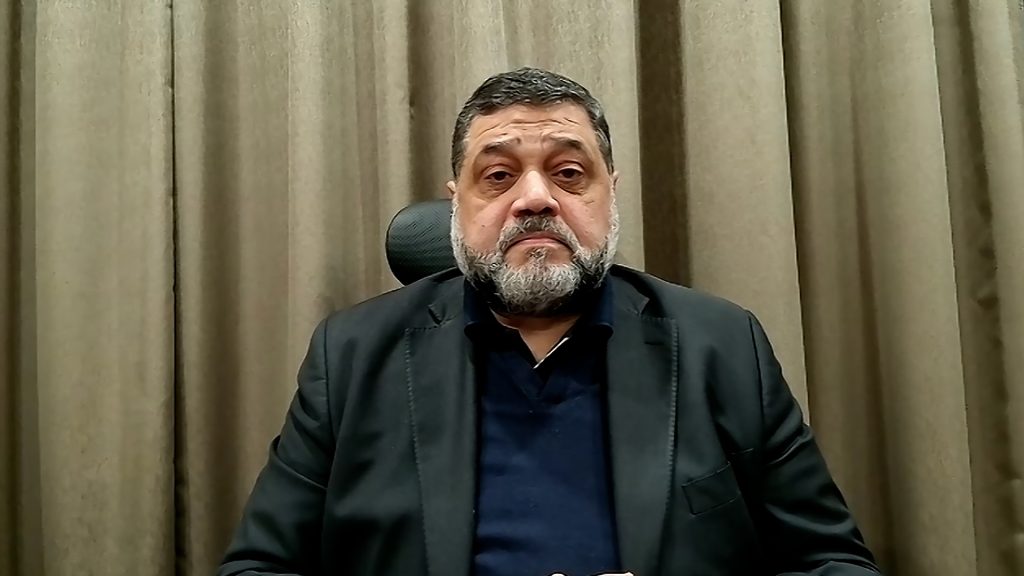 أسامة حمدان: نتنياهو يخشى شهادات الأسرى عن جرائمه ويريد قتلهم