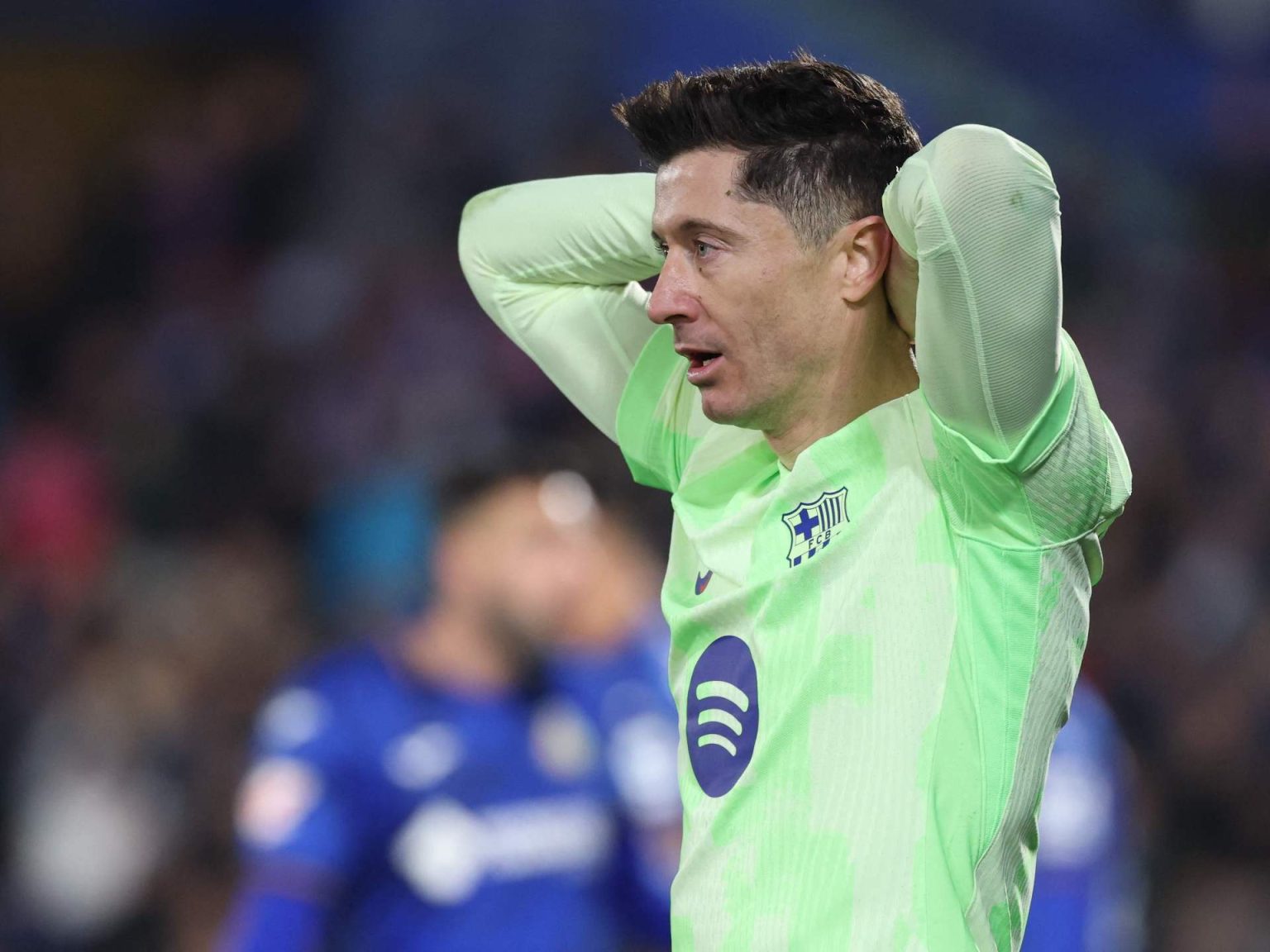 برشلونة المحير يظهر بوجهين متناقضين هذا الموسم