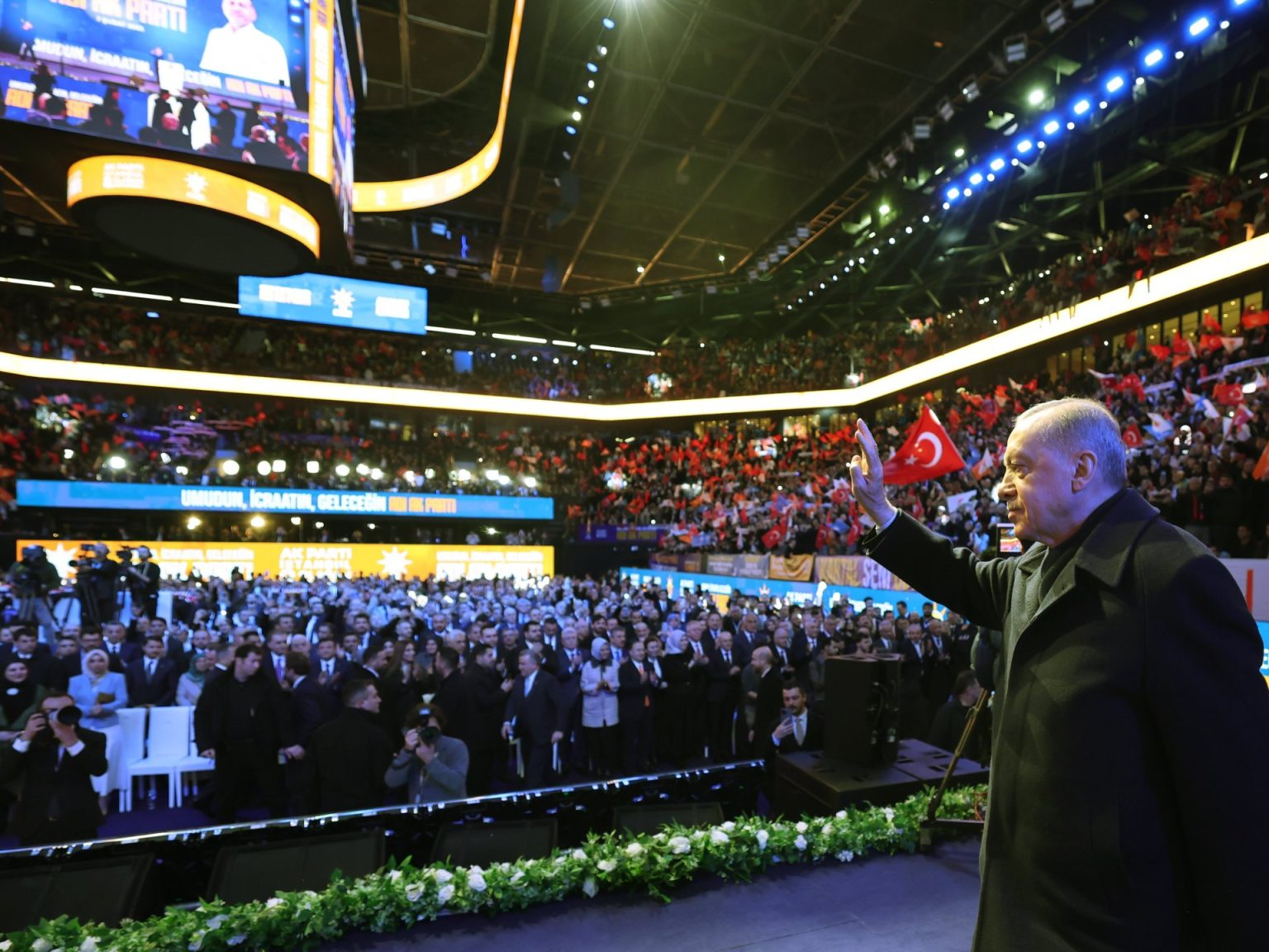 هل تعمق انتقادات أردوغان لإمام أوغلو انقسامات المعارضة؟