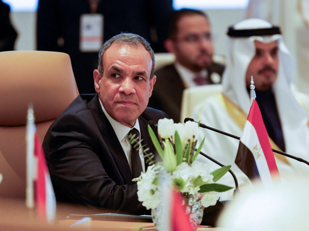 مصر تتحرك لحشد رفض عربي ضد خطة ترامب
