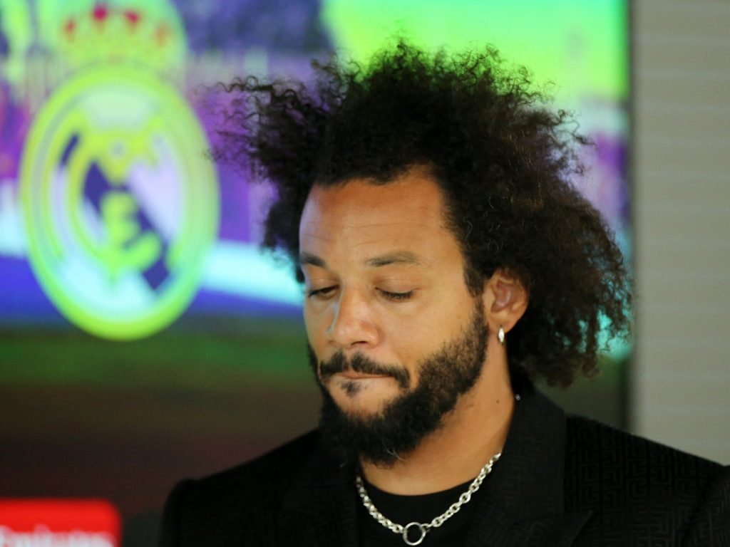 اعتزال النجم البرازيلي مارسيلو اللاعب السابق لريال مدريد