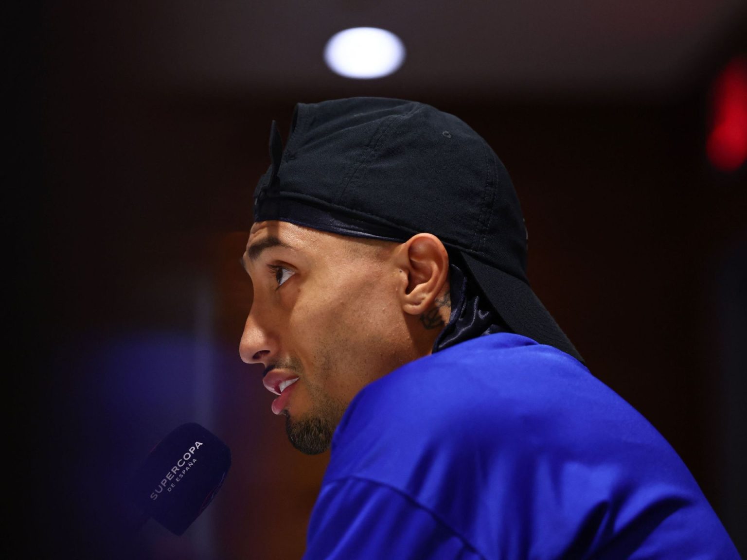 رافينيا نجم برشلونة من “فافيلا” الفقيرة للمنافسة على الكرة الذهبية