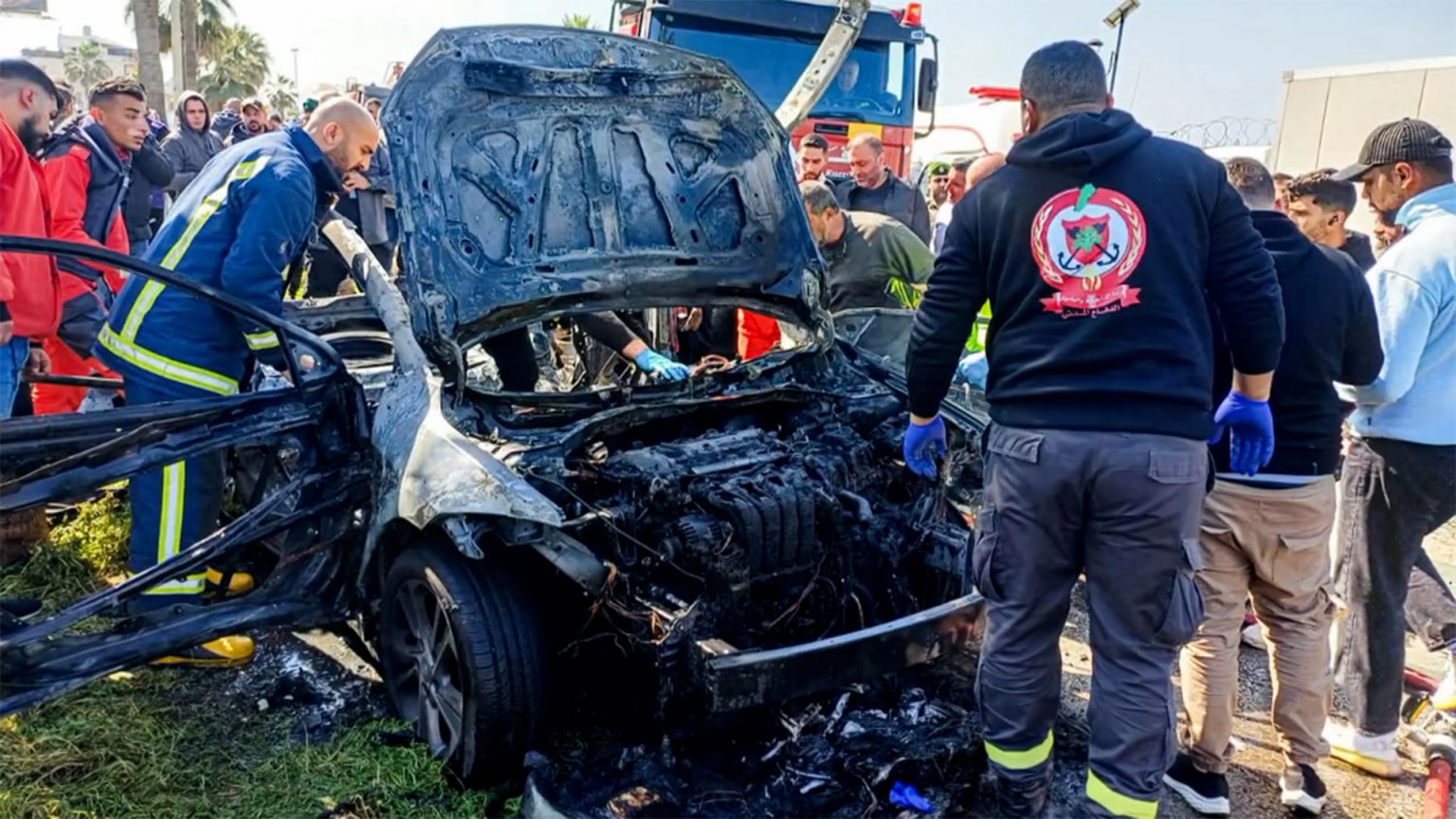 اللبنانيون يحبسون أنفاسهم ومغردون يشككون بانسحاب إسرائيل من الجنوب