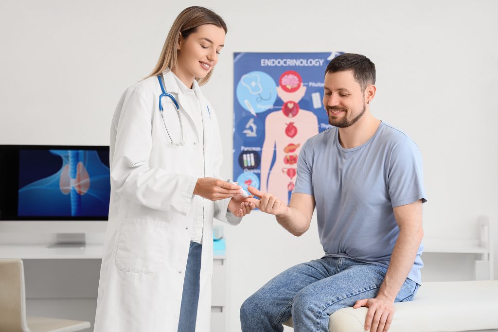 الجوع الخفي.. دراسة تظهر شيوع نقص الفيتامينات والمعادن لدى مرضى السكري