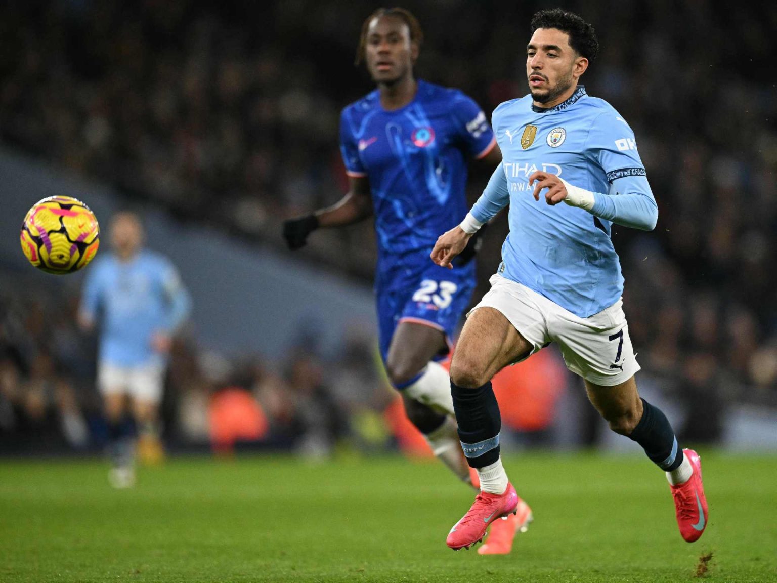 السماح للاعبين المسلمين بكسر صيامهم خلال مباريات كأس الاتحاد الإنجليزي