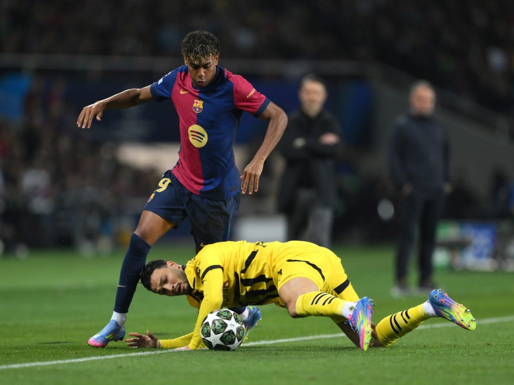 موعد مباراة دورتموند ضد برشلونة بربع نهائي دوري أبطال أوروبا والقنوات الناقلة