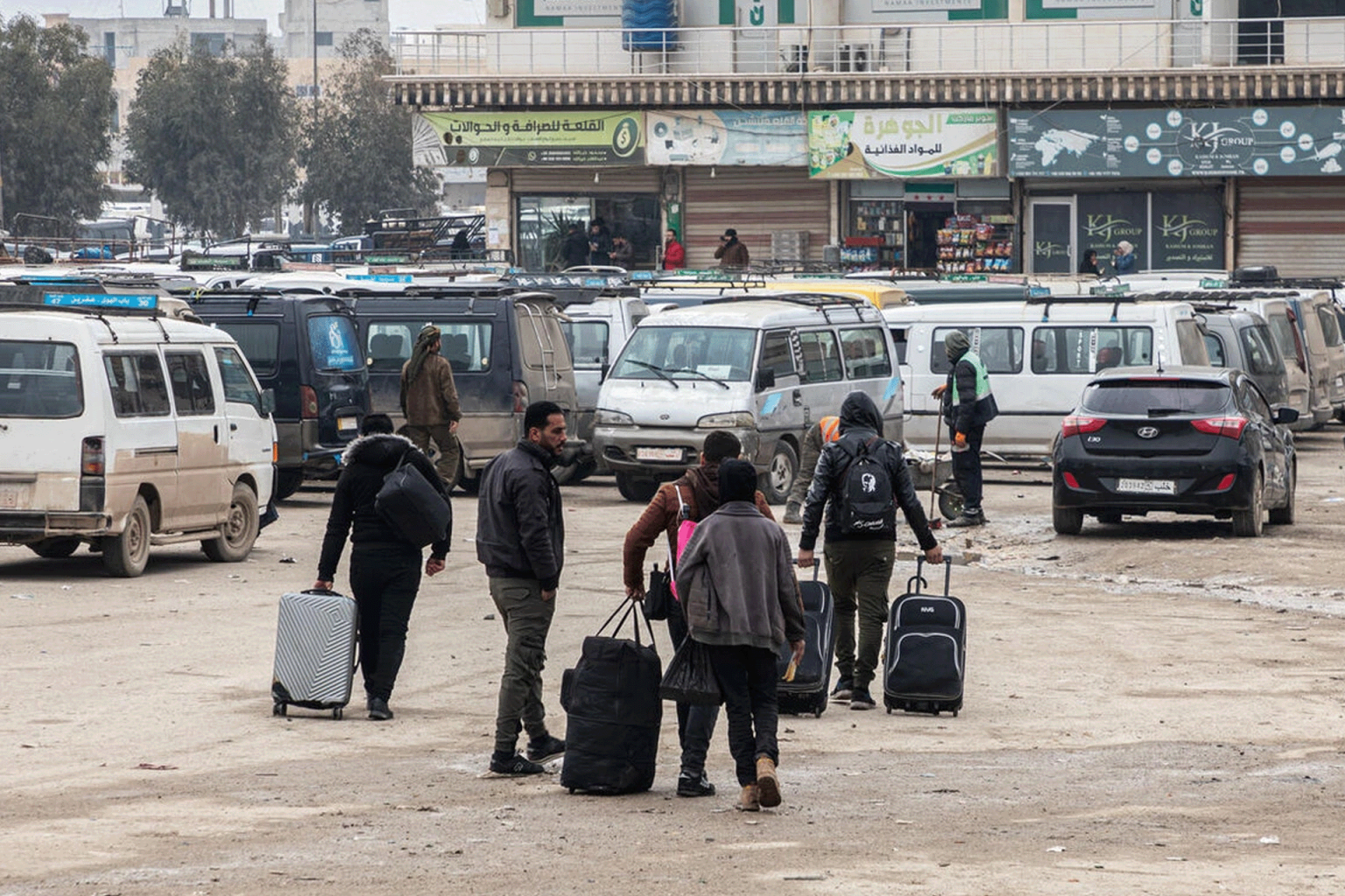 مفوضية اللاجئين: 400 ألف سوري عادوا للبلاد منذ سقوط نظام الأسد