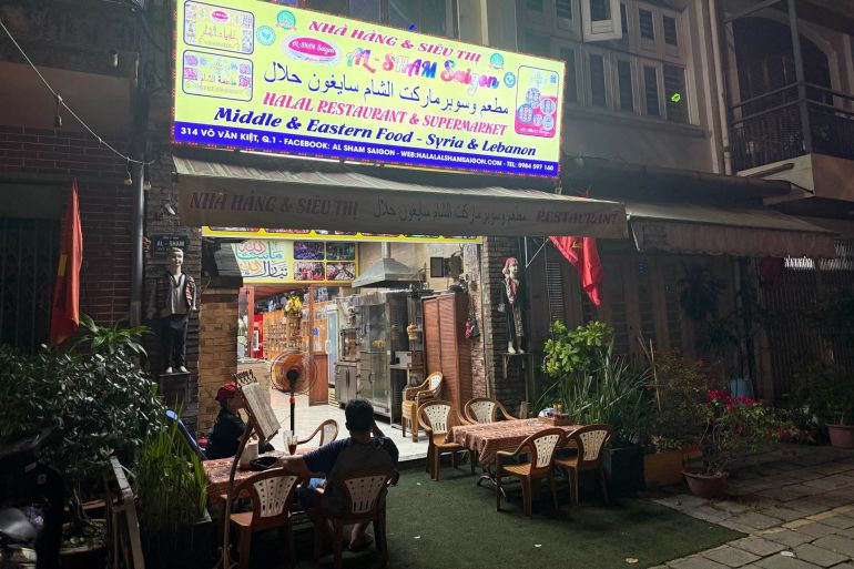 فيتنام عرب أكل حلال vietnam arab hanoi الجزيرة