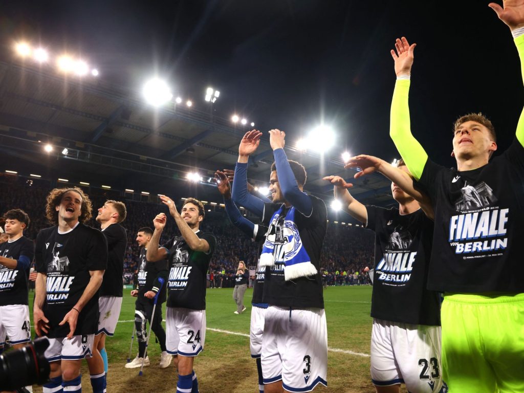 الاتحاد الألماني يحقق مع حارس ادعى الإصابة لسبب غريب