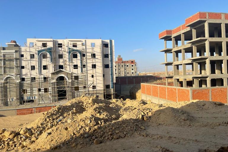 ضوابط جديدة لتقنين أراضي النشاط الزراعي.. تنازل عن الأرض بدلًا من الغرامات المصدر: مراسل الجزيرة نت