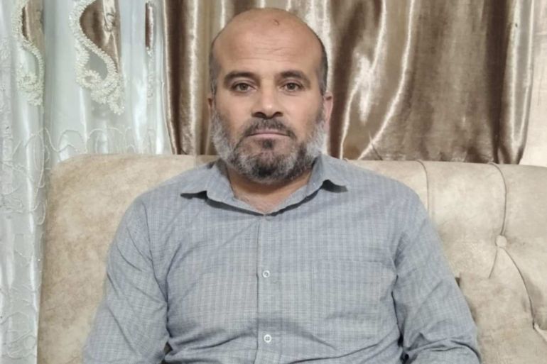 فلسطين-الخليل-محمد الدرابيع-مدرس في وزارة التربية والتعليم