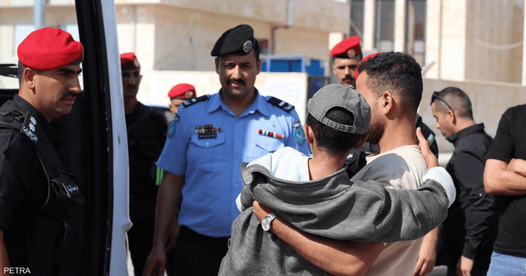 الأردن يجلي الدفعة السادسة من أطفال قطاع غزة