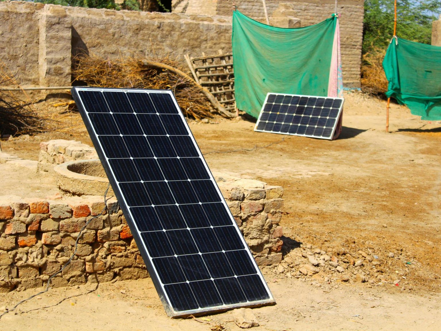 “ألواح النور”.. أنظمة الطاقة الشمسية تنقذ بيوت السودانيين من الظلام | أسلوب حياة