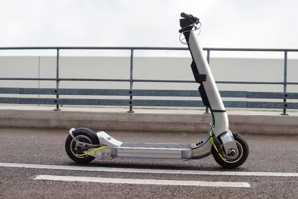 شاهد “ذا تيربو”.. سكوتر كهربائي يحاكي قوة البوغاتي | تكنولوجيا