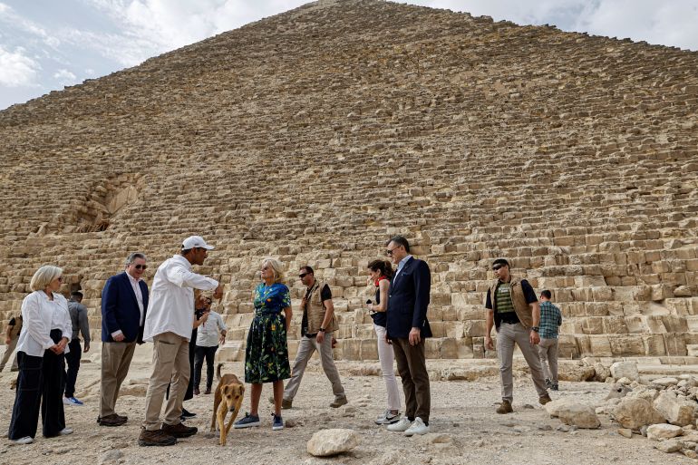 Egypt's Minister of Tourism Ahmed Issa and U.S. first lady Jill Biden visit the historical site of the Giza Pyramids on the outskirts of Cairo, Egypt June 3, 2023. Khaled Desouki/Pool via REUTERS