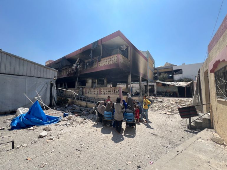 مدرسة مصطفى حافظ بغزة.. القنابل الإسرائيلية تحوّل مأوى نازحين إلى "محرقة"