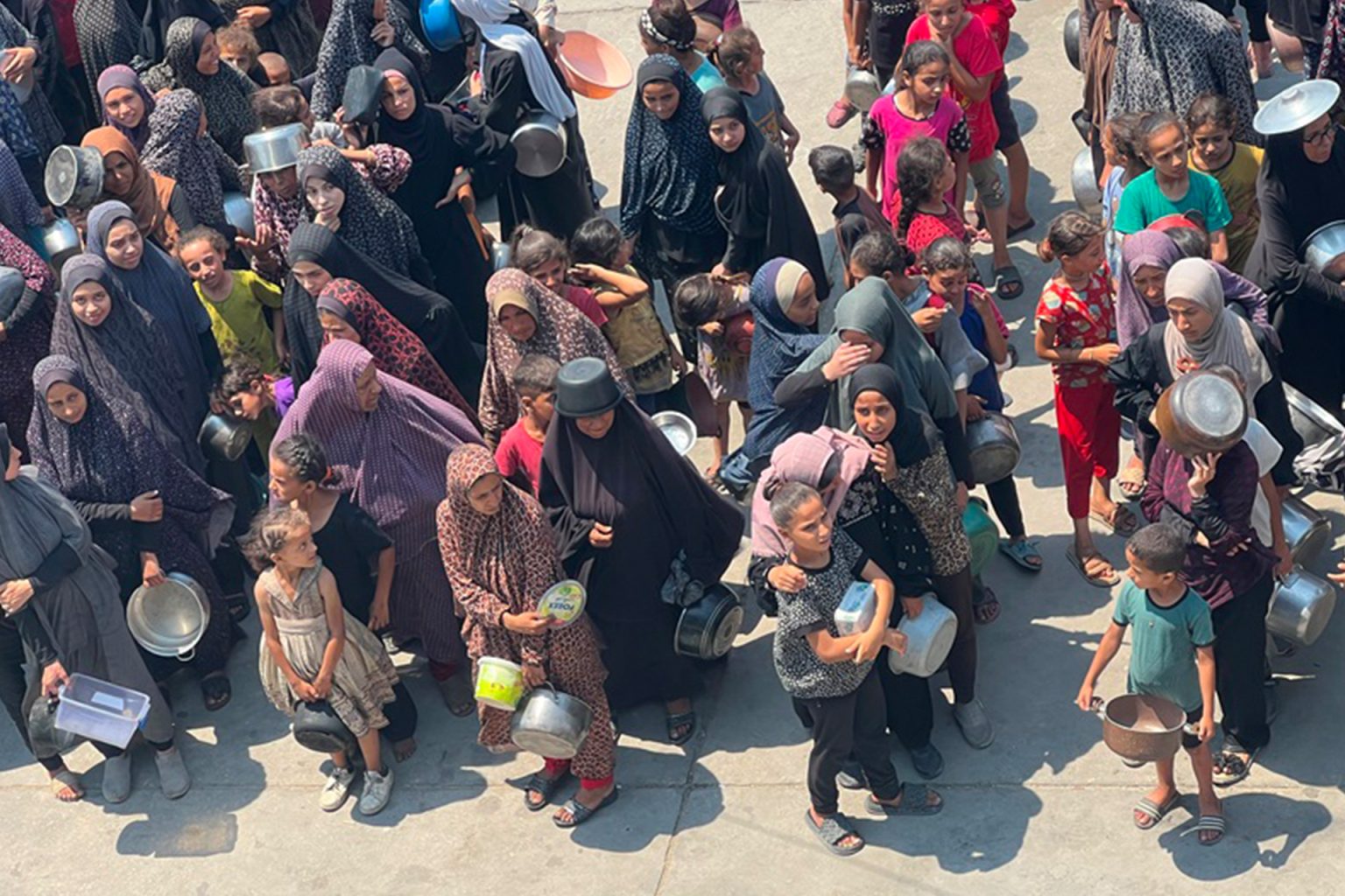 منظمة حقوقية: إسرائيل تروج لوهم الإغاثة وتواصل استخدام التجويع سلاحا