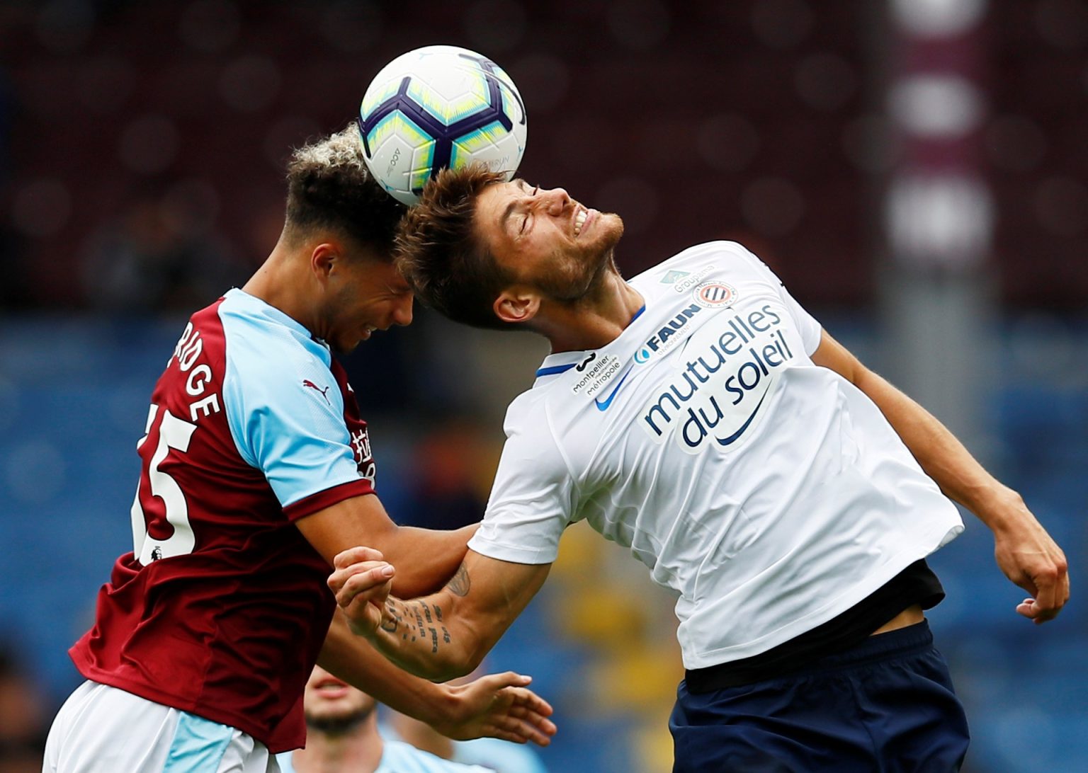 ناد إنجليزي يقدم لجماهيره تجربة مشاهدة المباريات بالواقع الافتراضي