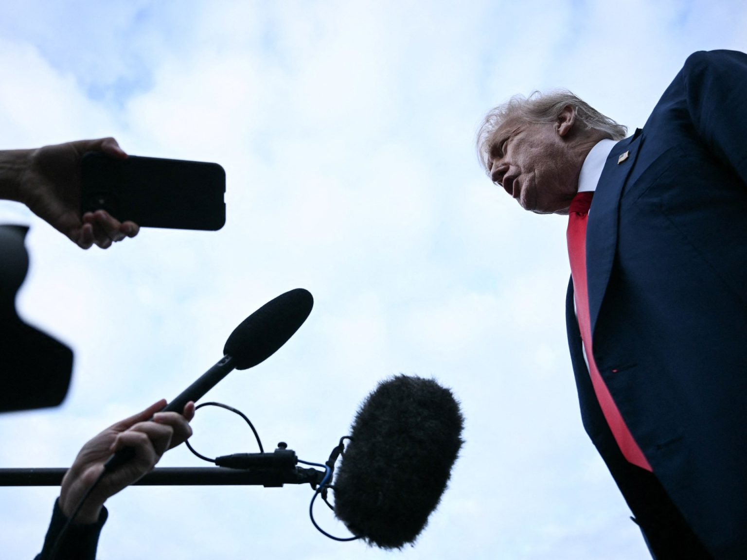 ترامب: فرصة جيدة لتوقيع اتفاق تجاري مع الاتحاد الأوروبي