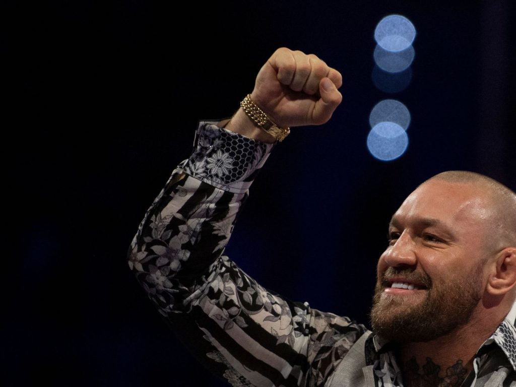 شاهد.. ماكغريغور يسخر من توبوريا