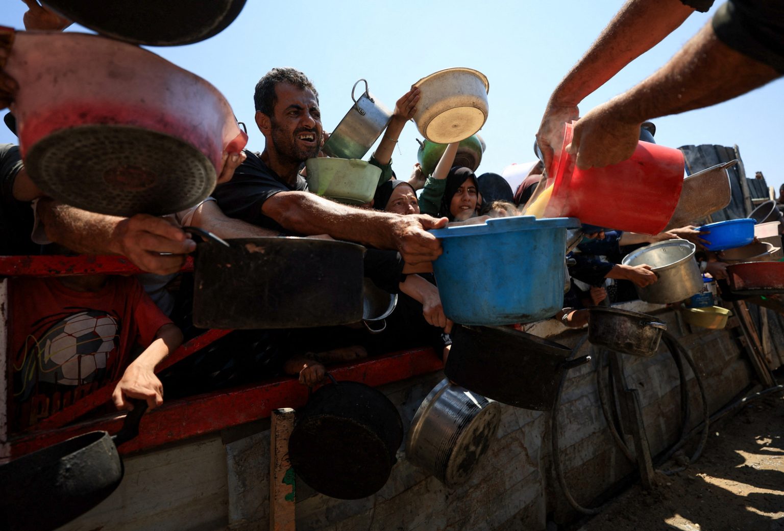 مسؤول فريق نرويج الطبي بغزة: ما يجري هولوكوست ووفيات الجوع ستتسارع