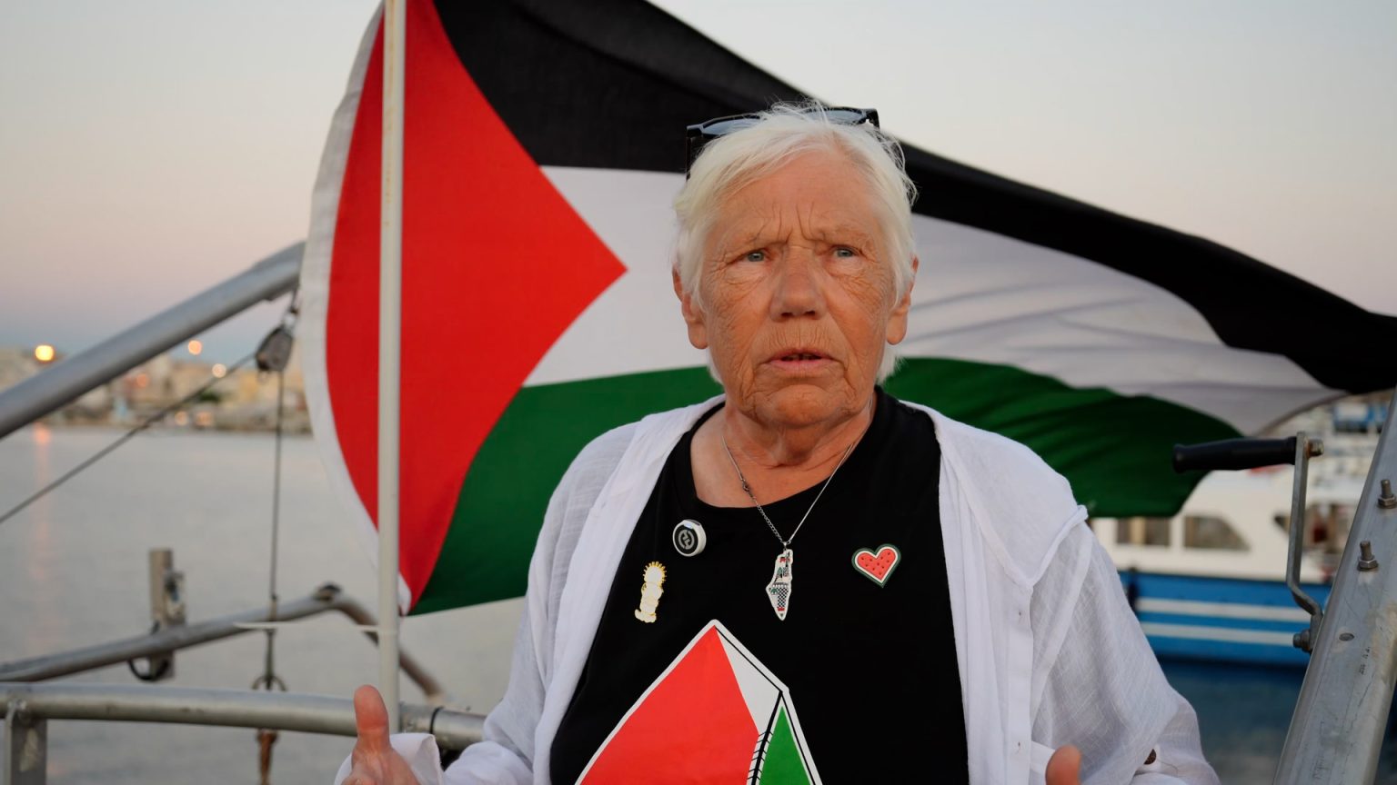 “جدة العالم” تبحر عبر “حنظلة” شوقا ونصرة لغزة