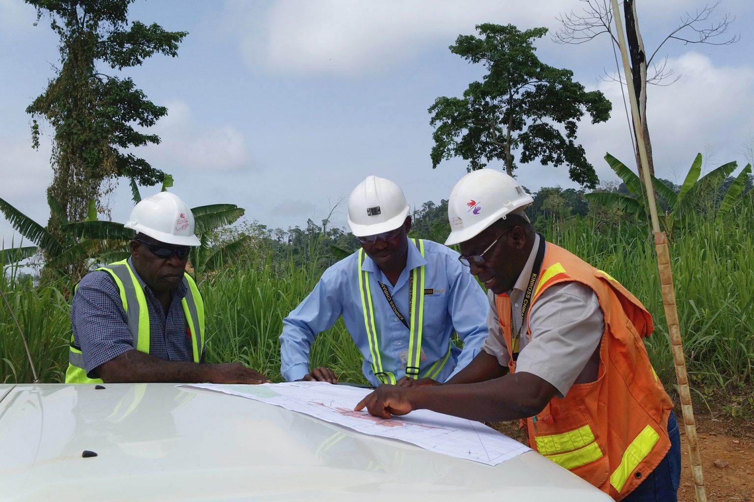 غانا تقلص مدد تراخيص التعدين وتلزم الشركات بتقاسم الإيرادات