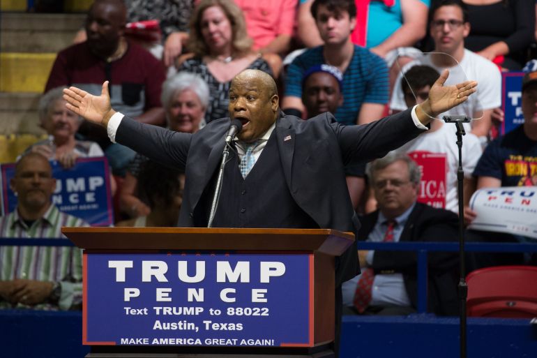 استفاد الرئيس ترامب في حملاته الانتخابية المختلفة من دعم القساوسة ورجال الدين القوميين لحشد المؤيدين