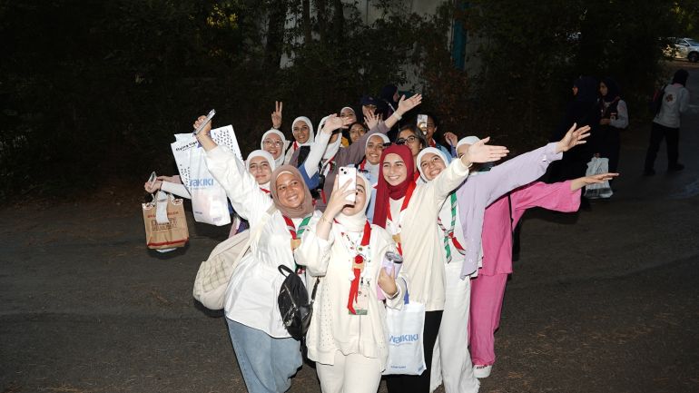 _صور من جولة الوفود الكشفية للمرشدات و القائدات في ولاية اسطنبول- حساب الائتلاف على فيسبوك