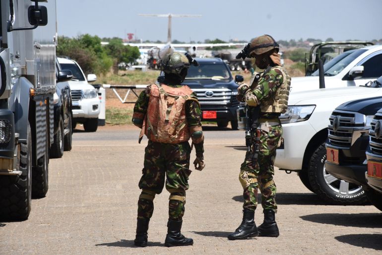 1.صورة تظهر جنود يوغنديين في العاصمة جوبا (الجزيرة نت)