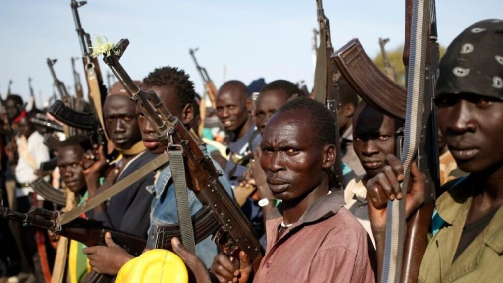 الجيش الأبيض.. من حماية الأبقار إلى قوة مسلحة بجنوب السودان