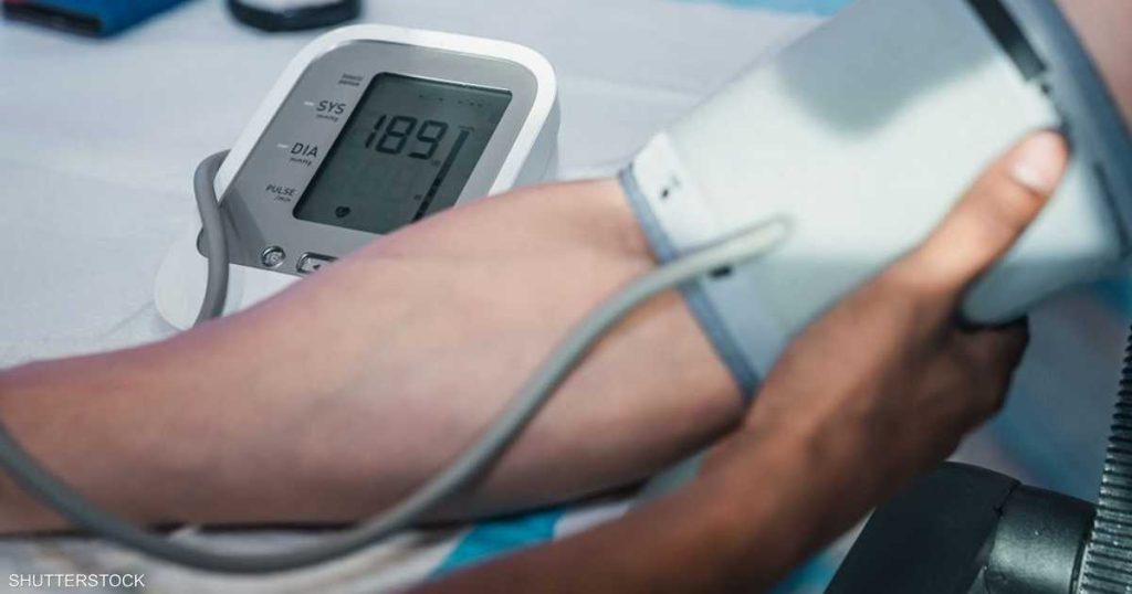 10 أعراض قد تنذر بانخفاض خطير في ضغط الدم