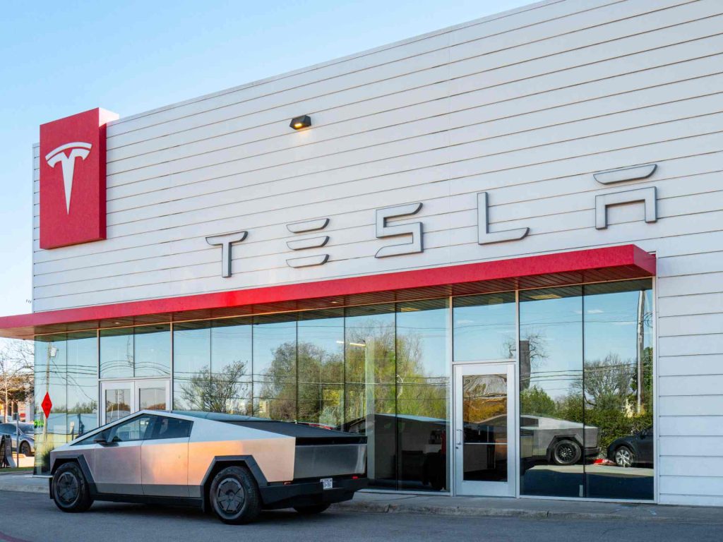 مستثمرو تسلا يقاضون ماسك بتهمة “التضليل” في ترويج التاكسي ذاتي القيادة | تكنولوجيا