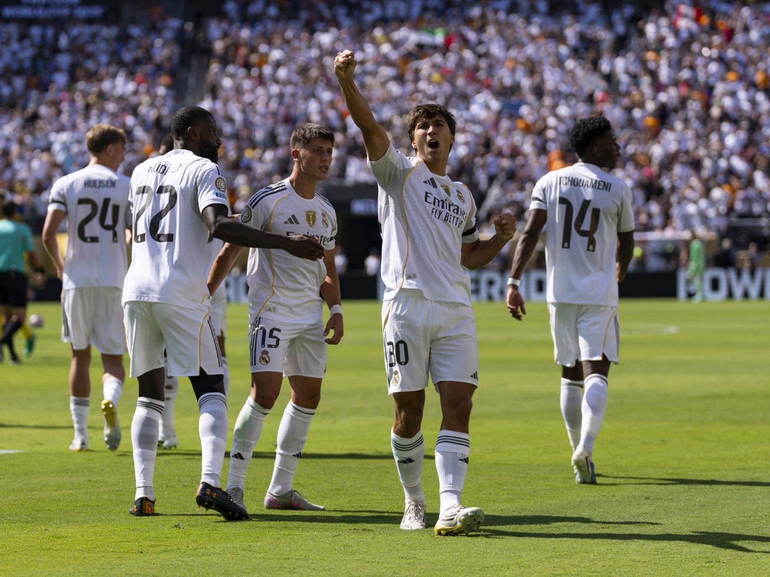 أكاديمية “لافابريكا” تدعم ريال مدريد بـ11 لاعبا بالموسم الجديد | رياضة