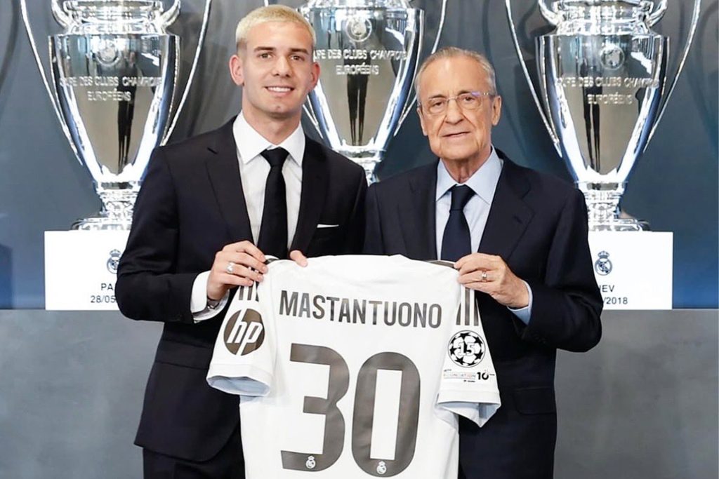 لماذا منح ريال مدريد لاعبه الجديد ماستانتونو الرقم 30؟