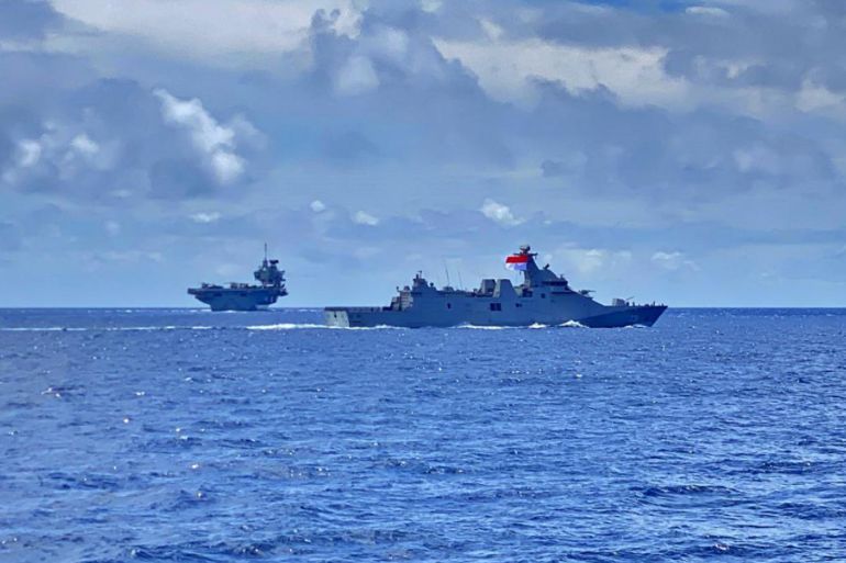 إندونيسيا في عيدها استقلالها الثمانين البحرية الإندونيسية