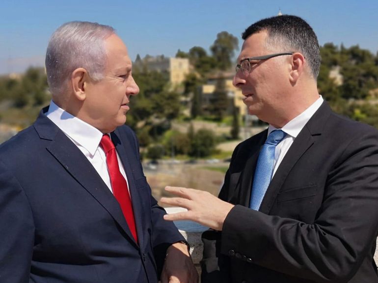 جدعون ساعر وبنيامين نتنياهو بإطلاق الليكود حملته الانتخابية للكنيست بانتخابات أيلول/سبتمبر الماضي