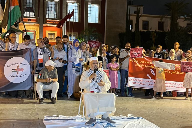 الدكتور احمد الريسوني الرئيس السابق لاتحاد علماء المسلمين خلال القاء كلمته في الاعتصام