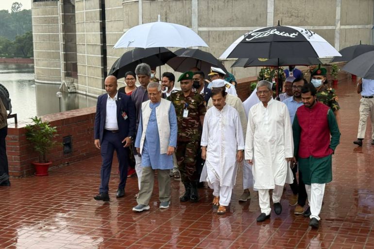 ستة أشهر تفصل الساسة البنغلاديشيين والناخبين عن الإنتخابات المقبلة 1- الصور التي يظهر فيها محمد يونس في الحفل المذكور / من زملاء صحفيين أرسلوها لصهيب جاسم.