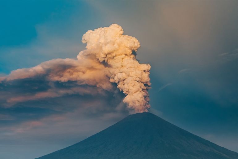 Eruption of volcano Agung in Bali