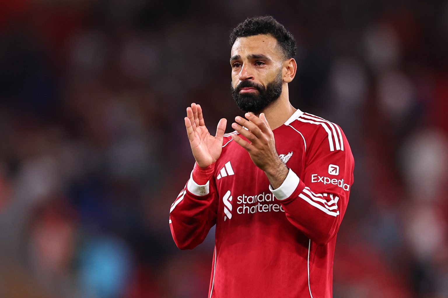 شاهد.. محمد صلاح يبكي بسبب الراحل جوتا