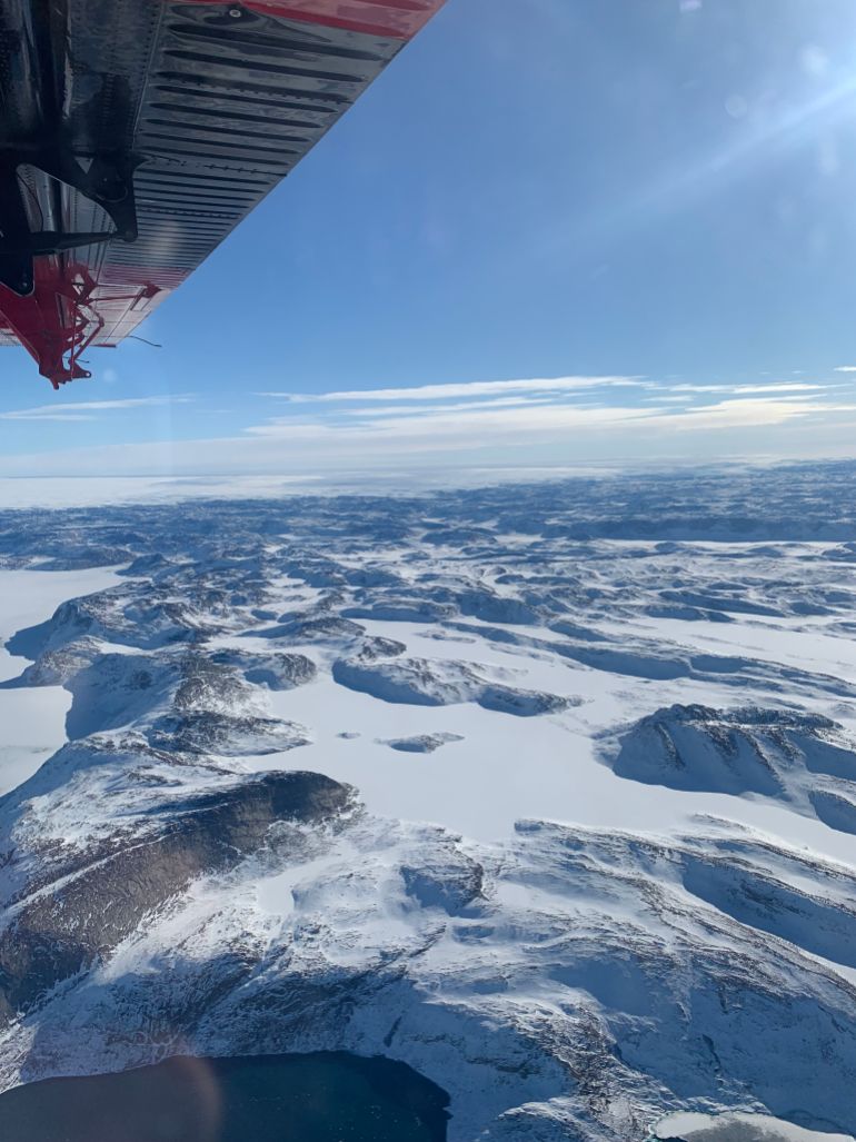 3d perspective of the outburst fracture zone, based on satellite imagery acquired on 28 April 2015. The zone of fractures covers an area the size of ~ 54 football pitches (385,000 square metres).Image credit: CPOM, Lancaster University © DigitalGlobe, Inc. (2015), provided by European Space Imaging. 