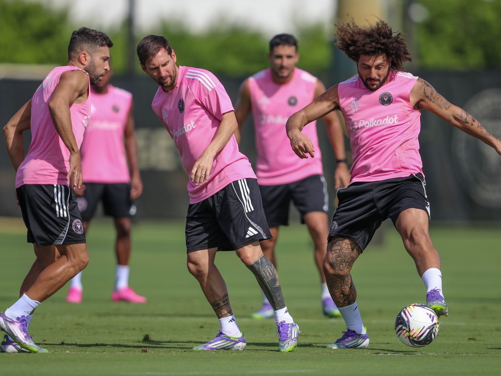 شاهد.. ميسي يعود للتدريبات قبل مباراة إنتر ميامي وأورلاندو سيتي