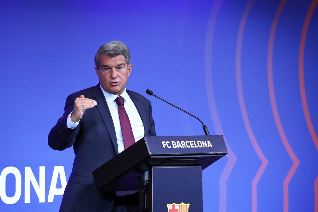 لابورتا: برشلونة يحتاج تعاقدات أخرى ليصبح أكثر تنافسية