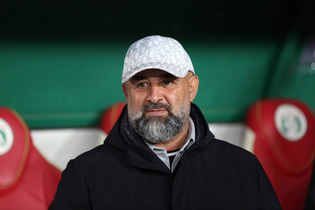 ميركاتو المدربين يتصدر المشهد الكروي في الجزائر