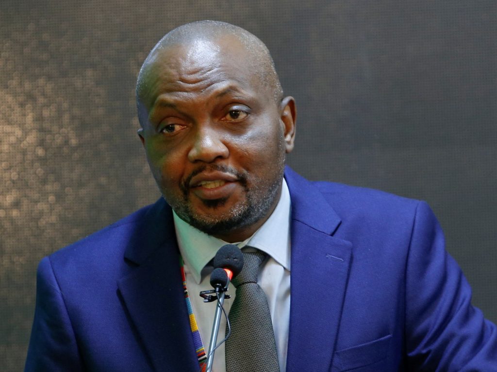 استقالة سياسي كيني بارز تثير تكهنات حول إعادة تشكيل المشهد الانتخابي