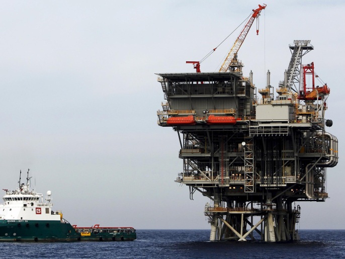 An Israeli gas platform, run by a U.S.-Israeli energy group that also controls the undeveloped Leviathan field, is seen in the Mediterranean sea, some 15 miles (24 km) west of Israel's port city of Ashdod, in this file picture taken February 25, 2013. When the Leviathan gas field was discovered off the coast of Israel in 2010, it was pitched as a game-changer -- a vast energy reserve that would transform the economy and bolster public finances for years to come. Five years on, poor policymaking, political infighting and a battle between Prime Minister Benjamin Netanyahu and the antitrust commissioner over a lack of competition mean Leviathan remains undeveloped. Meanwhile, Egypt has made a larger discovery that could make it a more attractive investment. To match Insight ISRAEL-ECONOMY/NATGAS REUTERS/Amir Cohen/Files